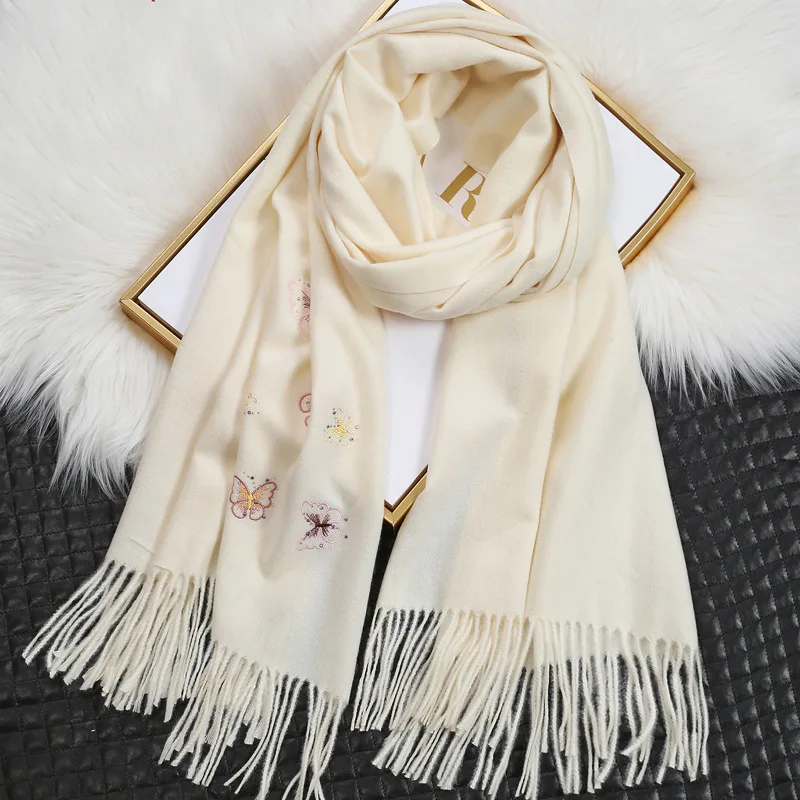 

Ethnic Style New Scarf Women Winter Warmth Thick Embroidered Flowers Japan Sweet Fashion All-match Long Imitation Cashmere Shawl