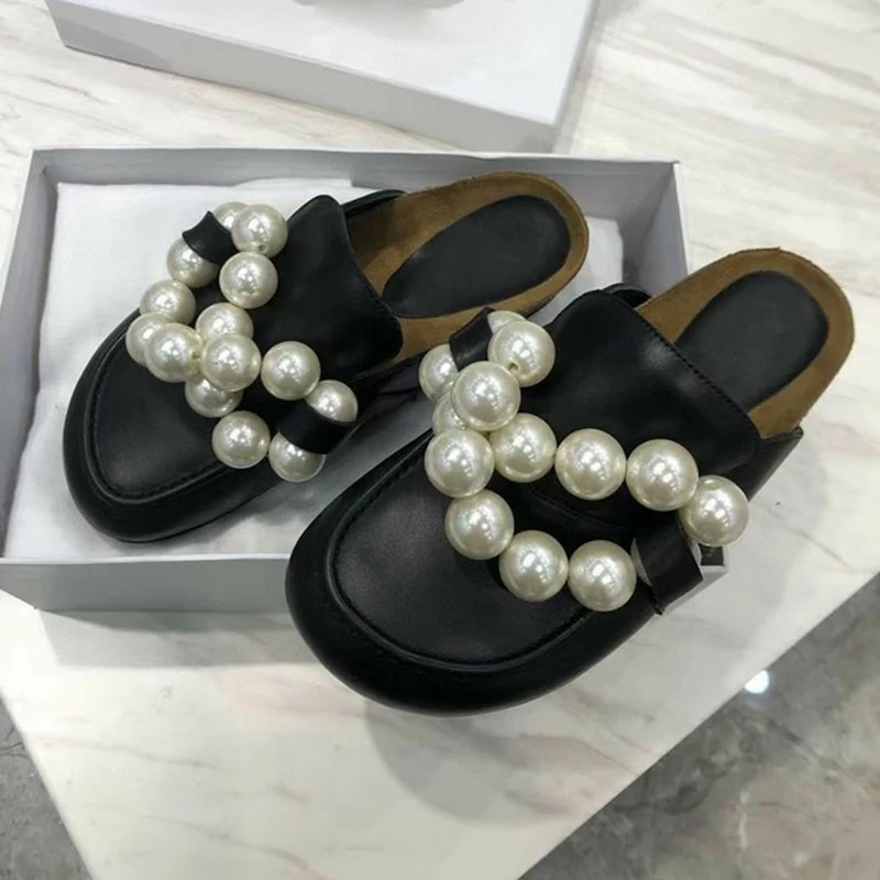 

Summer selling Flat loafers slippers women genuine leather round toe sandals leisure vacation pearled muler shoes beach shoes