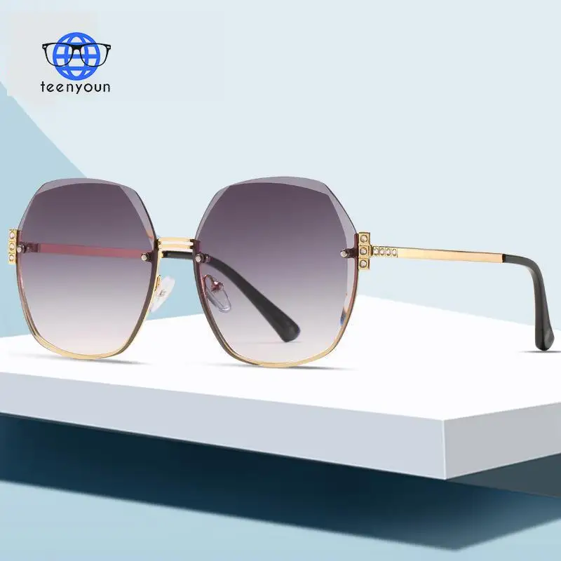 

TEENYOUN 2021 New Diamond trim Sunglasses For Women Men Vintage Rimless Sun Glasses Cross Border Diamond Sunglass UV400