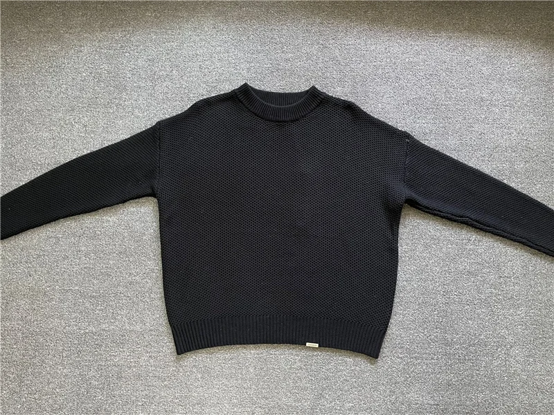 Мужской и женский свитер с металлической каймой | Мужская одежда