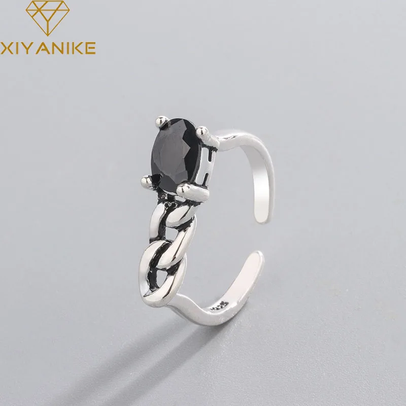 

XIYANIKE Silver Color Metal Creative Irregular Chain Obsidian Ring Female Fashion Handmade Retro Punk Style Hand Jewelry