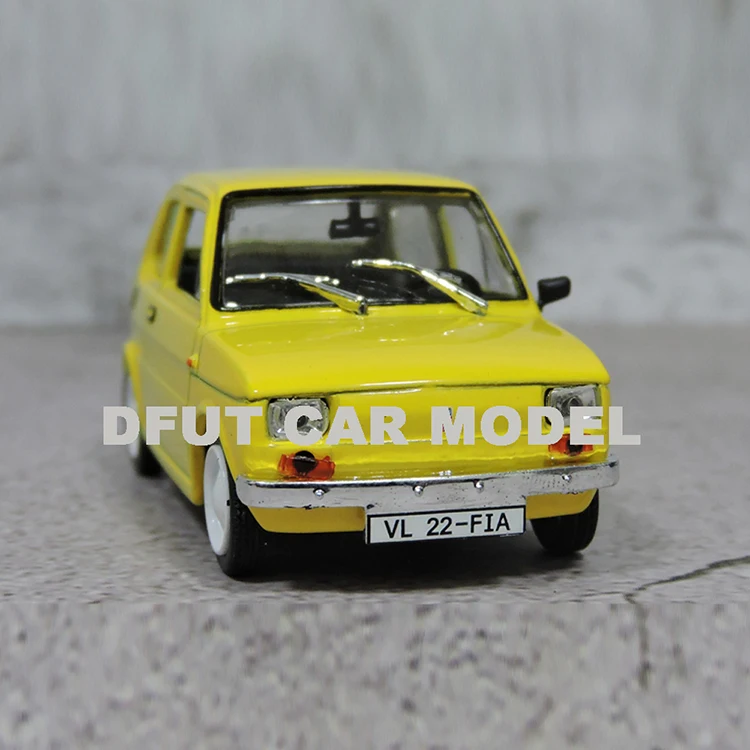 1:43 Игрушечная машина из сплава модель 126P детских игрушечных автомобилей авторизованный подарок для детей