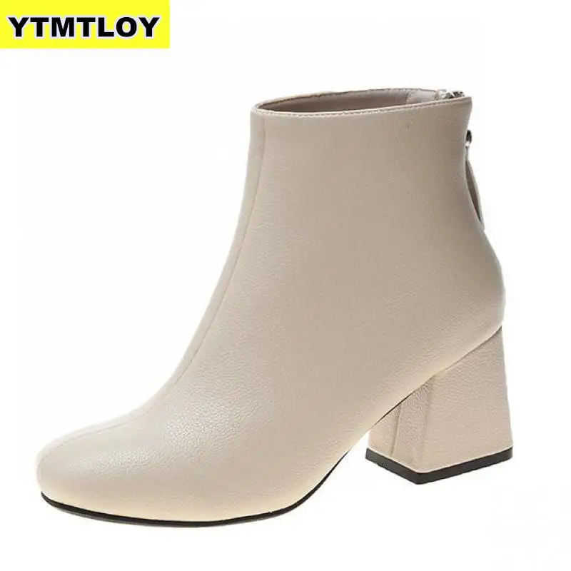 Женские ботильоны на высоком каблуке черные или белые кожаные ботинки с острым