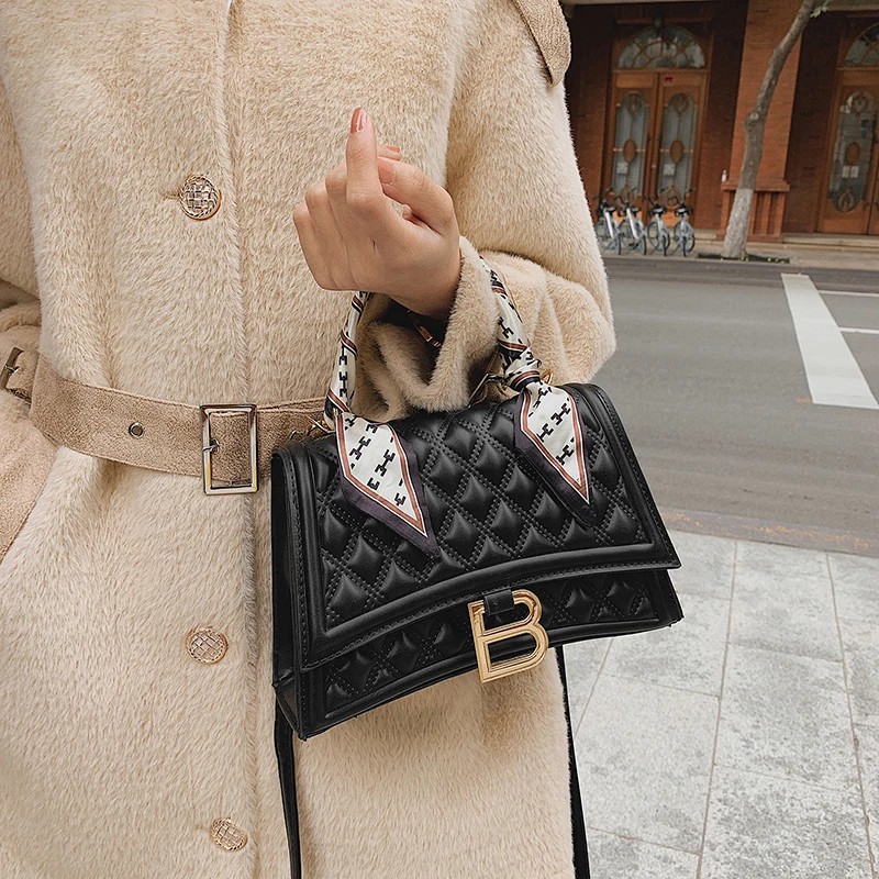 

YILIAN Fashionable green handbag ladies fashionable silk scarf high texture single shoulder banquet versatile cross