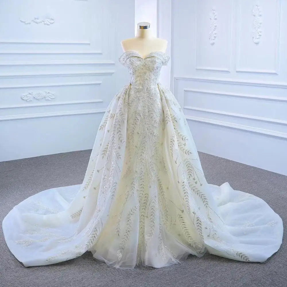 Женское свадебное платье со съемным шлейфом элегантное с длинным роскошное