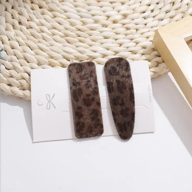 

New Leopard Hair Clip Retro Fabric Hairpin Korean Personality Wild Plaid Clip Hair Accessories For Women Girls