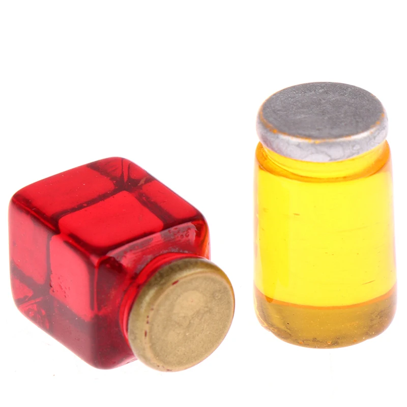 

2Pcs Cute Simulation Food Fruit Strawberry Jam Honey Sauce Bottle Play Mini Food For Dollhouse Kitchen Toys Dollhouse Miniature
