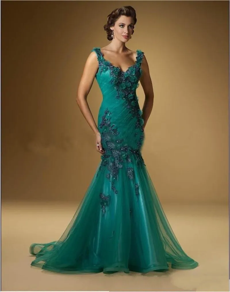 2019 New Elegant V-Neck Lace Mother of the Bride Dresses Sleeveless Backless Mermaid Evening Vestido mae da noiva |