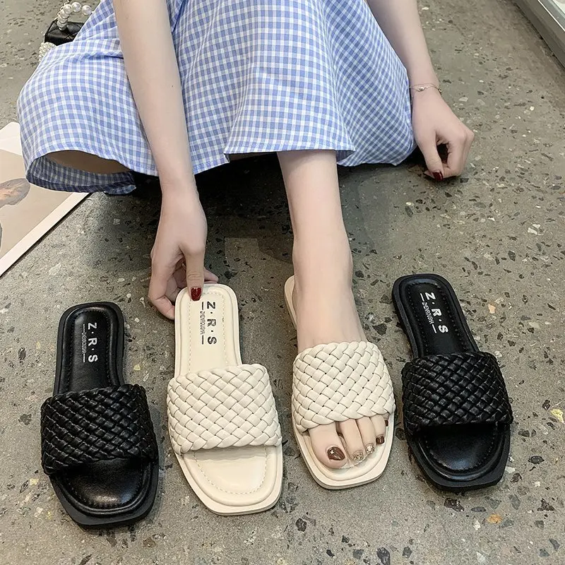

Shoes Slippers Soft Low Slipers Women Luxury Slides Shale Female Beach Comfort Flat 2021 Designer Summer Sabot Square heel Rome