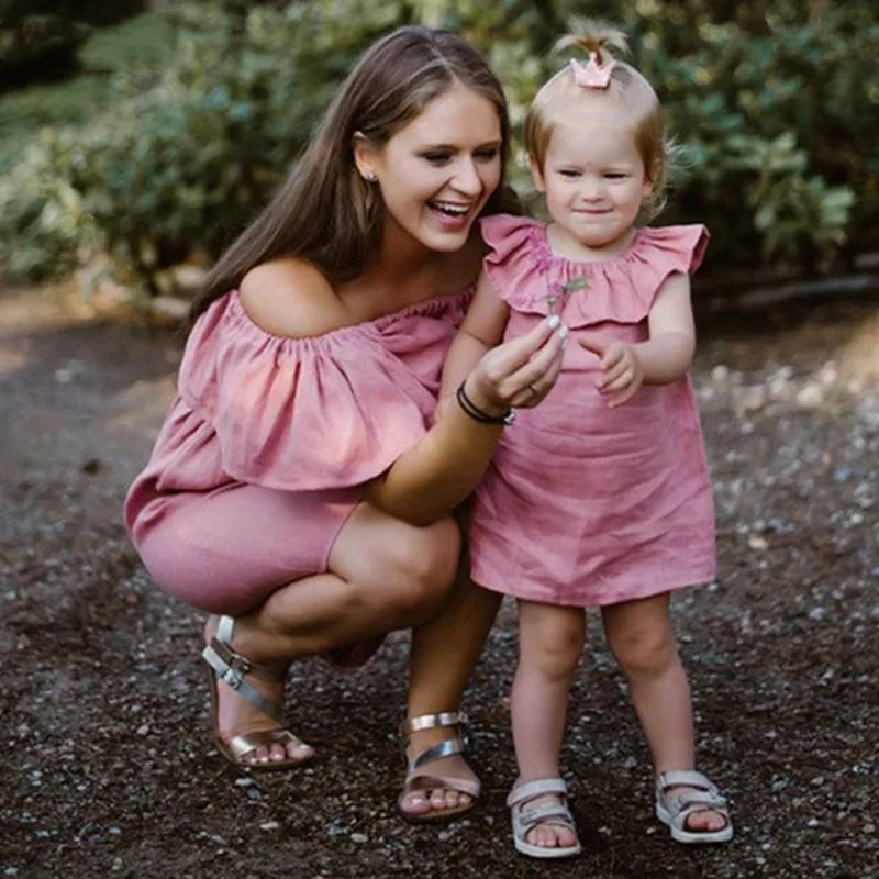 Платье для мамы и дочки летняя одежда Мама я плиссированное мини платье с