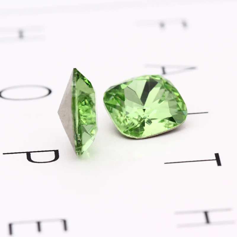 Яркие блестящие квадратные Стразы XIAOPU всех размеров K9 со стразами кристаллами