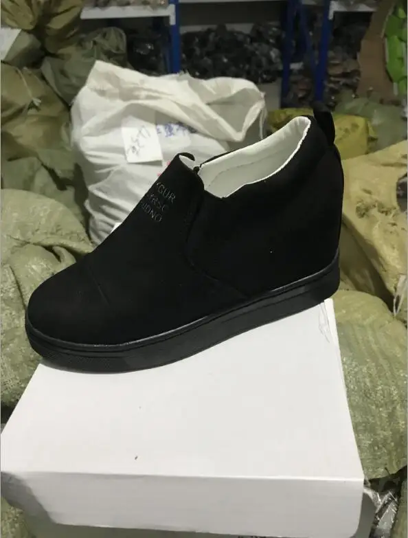 

Big Size Shoes Woman Round Toe Increas Height Casual Female Sneakers Clogs Platform Flats Shallow Mouth Large Size Creepers