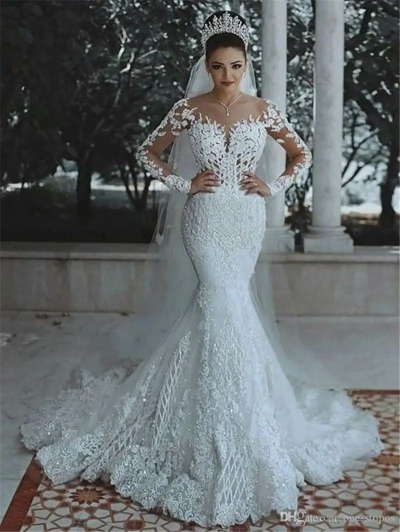 

Luxury Crystal Beaded Mermaid Wedding Dresses Vintage Long Sleeves Lace Appliqued Saudi Arabic Dubai Plus Size Bridal Gown 2025