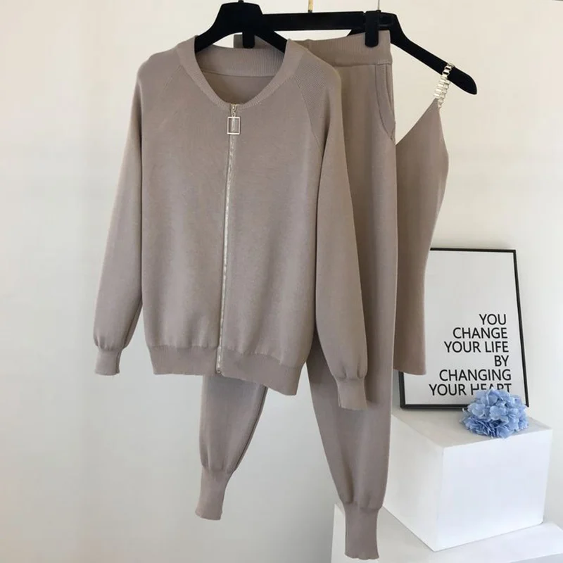 

2021 Spring Outfit Women's Fashion Three-Piece Suit Vest Knitted Coat Elasticated Trousers PR Sale