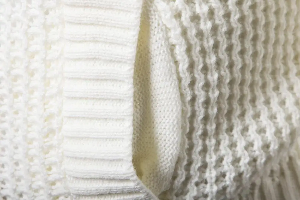 Мужская вязаная водолазка с лацканами и длинными рукавами однотонный