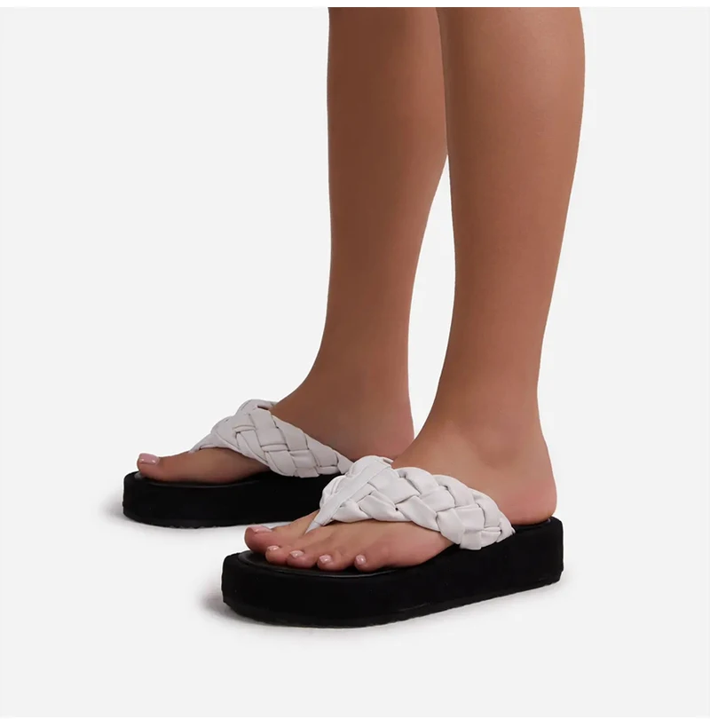 

2021 Woman Flip Flop Pleated Slippers Woman Solid Platform Shoes Female Weave PU Leather Footwear Ladies Summer Beach Plus Size