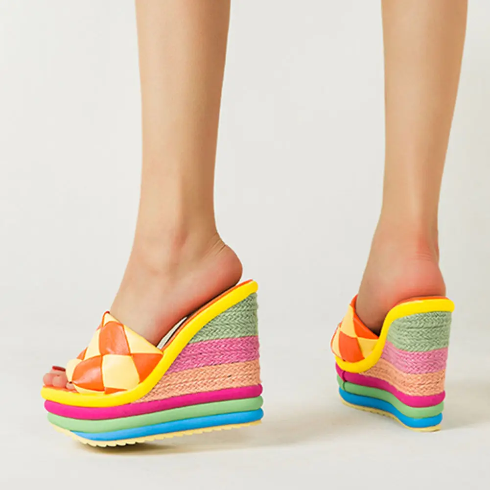 

DORATASIA Fashion Women Color High Heels Outdoor Shoes Summer Designer Slippers Women Platform Slip On Wedges Slippers