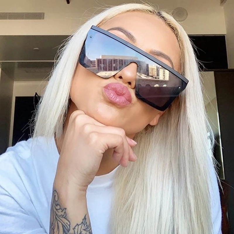 

New Oversized Sunglasses Women Big Frame Square Flat Top Rivet Sun Glasses Female Women/Men Vintage Mirror Shades Gradient UV400