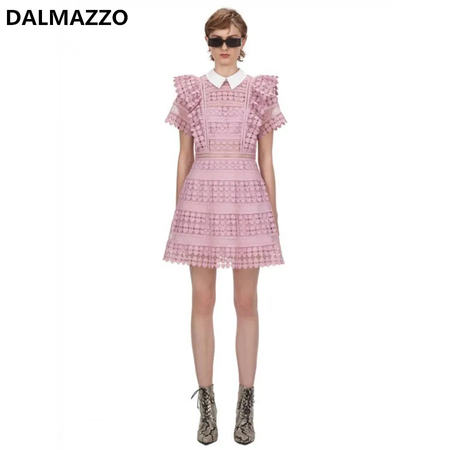 Женское короткое платье с круглым вырезом модное розовое кружевное