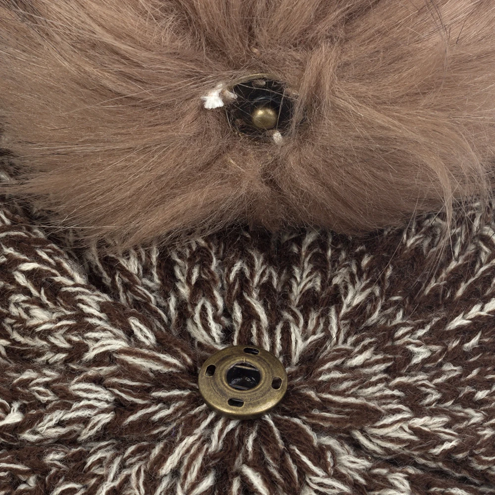 

Geebro Female Color Mixing Thicken Retro Artist Beret With Faux Fur Pom Pom Women Winter Warm Hairball Hats Bonnet Caps BL008