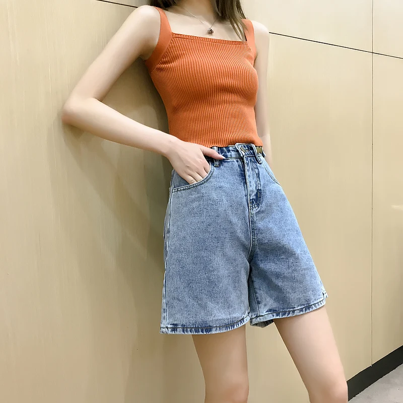 

Шорты женские джинсовые с завышенной талией, повседневные однотонные с широкими штанинами, на пуговицах, белые, винтажные, на лето