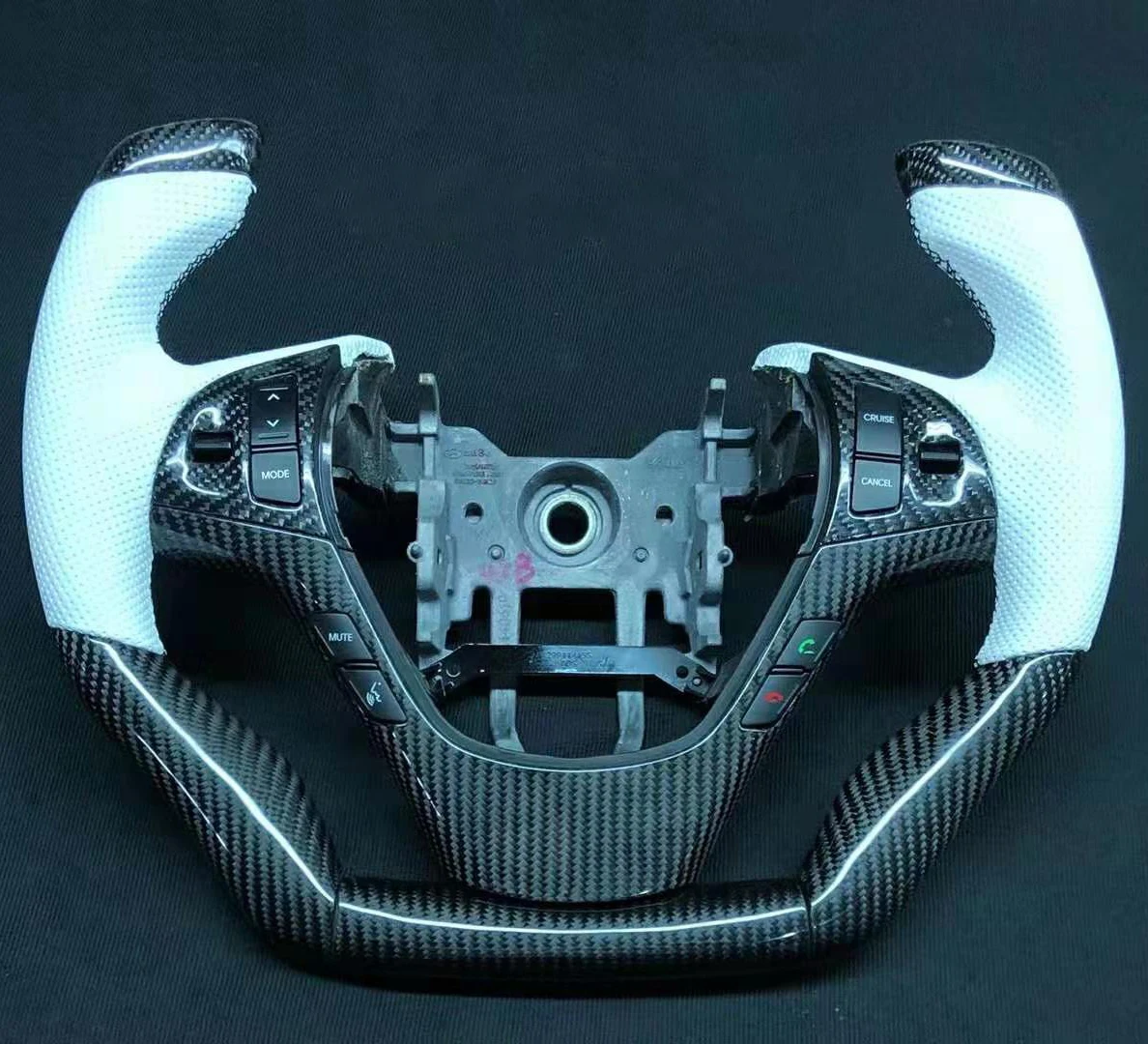 

OEM Cuatomized F1 Racing Carbon Fiber Sports Steering Wheel Perforated Leather compatible for Hyundai Rohens Coupe 2012