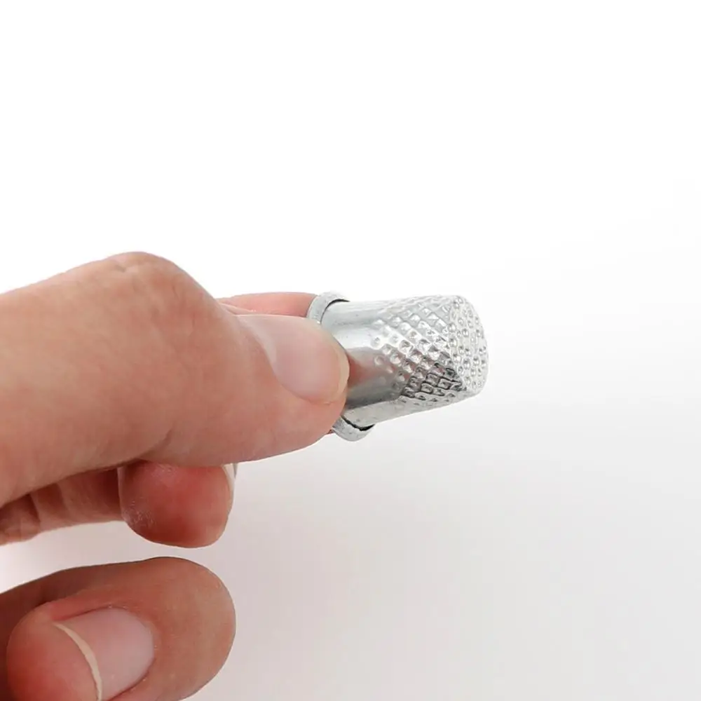 

High Quality 10PCS Silver Ring Type Knitting Tools Finger Wear Thimble Yarn Guides Iron Needle Thimble Sewing Grip Metal Shield