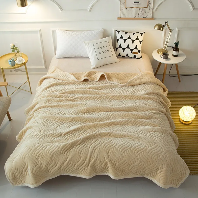 Стеганое фланелевое одеяло в виде волн утепленное геометрическое теплое