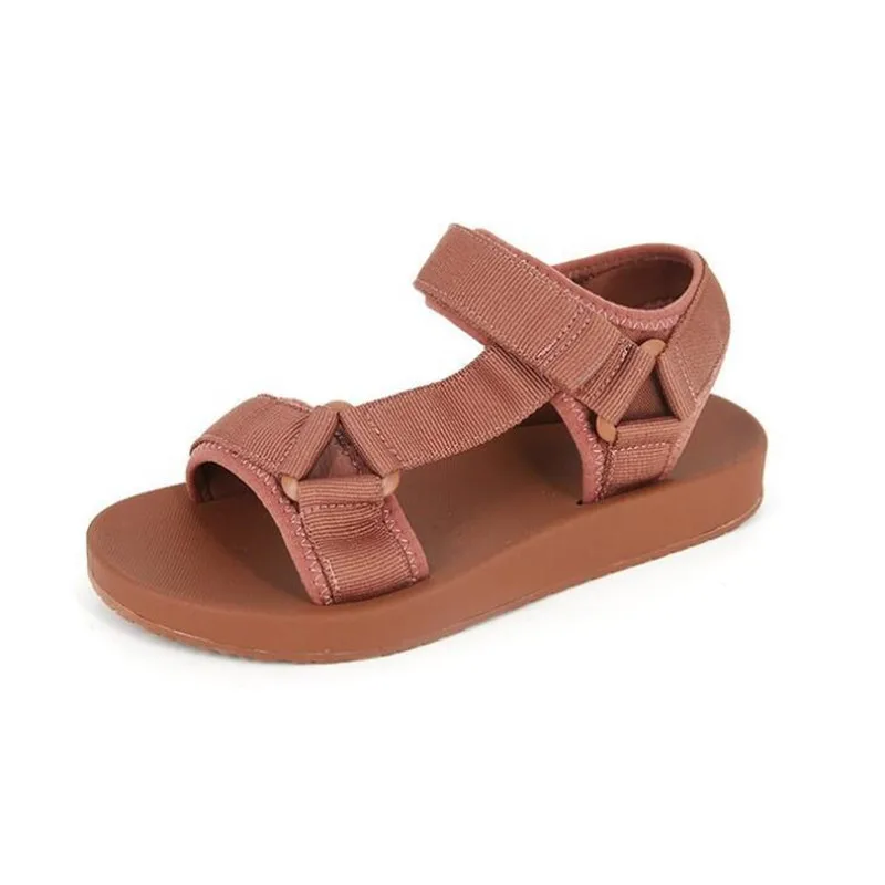 

New women's sandalsfashionable flat-bottomed non-slip simple lightweight and comfortable casual sandals for lovers