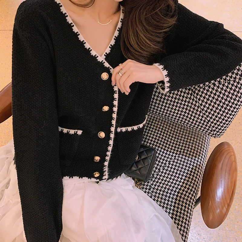 

Black Vintage Cardigan Sweater Women 2020 Fall Soft Cotton Slim Knitted Hot Tide V-Neck Thick Winter Korean Simple Chic Jacket