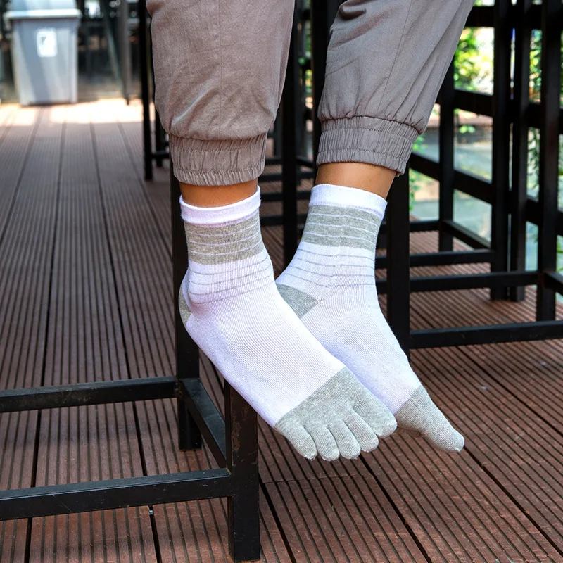 

5 Pairs Cotton Mans Five Finger Short Socks Striped Solid Business Good Quality Young Casual Socks With Toes Sokken Brand