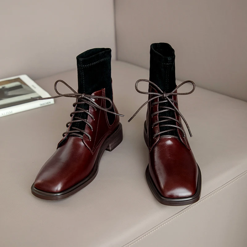 Harga Square Toe Ankle Boot Kulit Asli 3cm Tumit Rendah Ringkas Klasik Nyaman All-match Cross-tied Renda Lebih Tinggi Peregangan Wanita GDA04 MUYISEXI