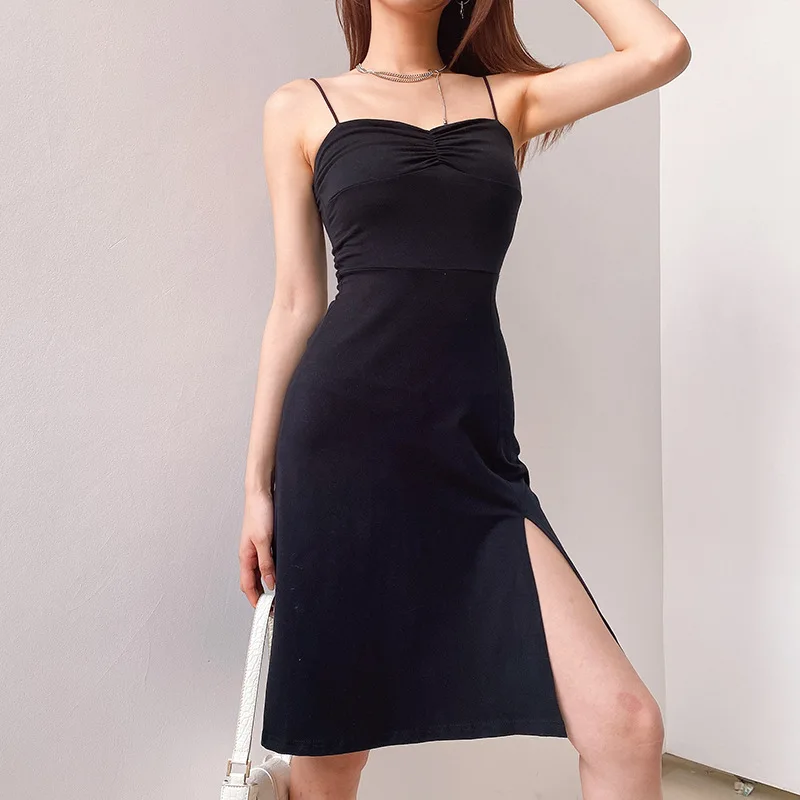 

Летнее женское платье-миди на тонких бретельках, однотонное платье с открытой спиной и разрезом