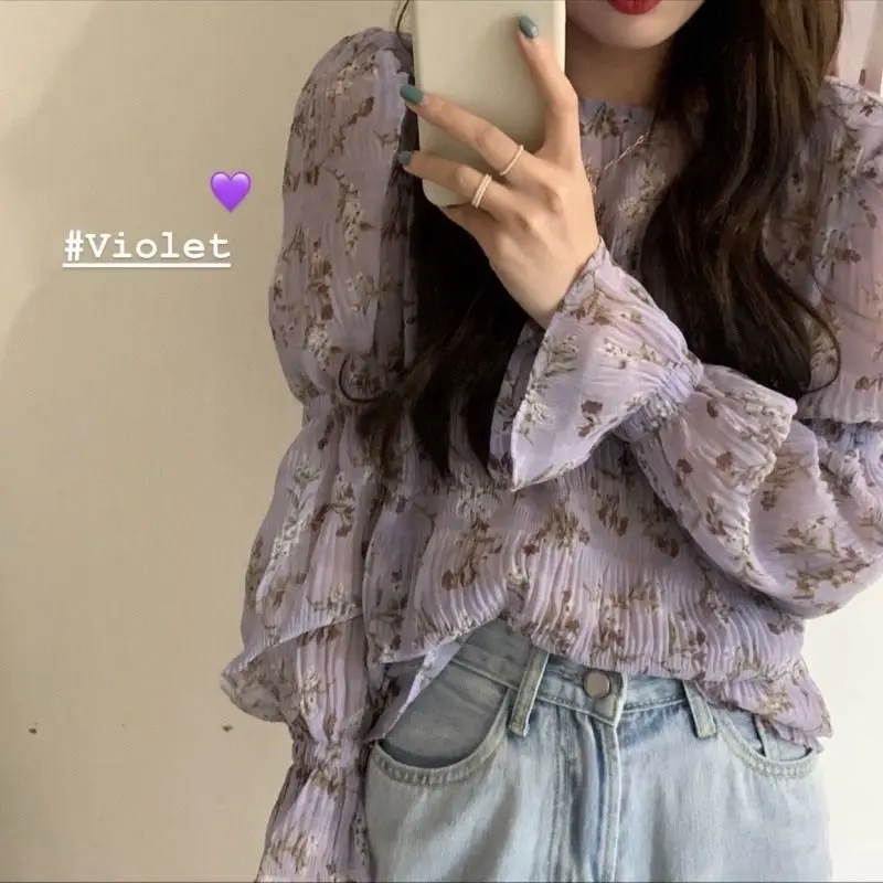 

2021 spring and summer new French gentle flared sleeve shirt temperament fashion chiffon top women