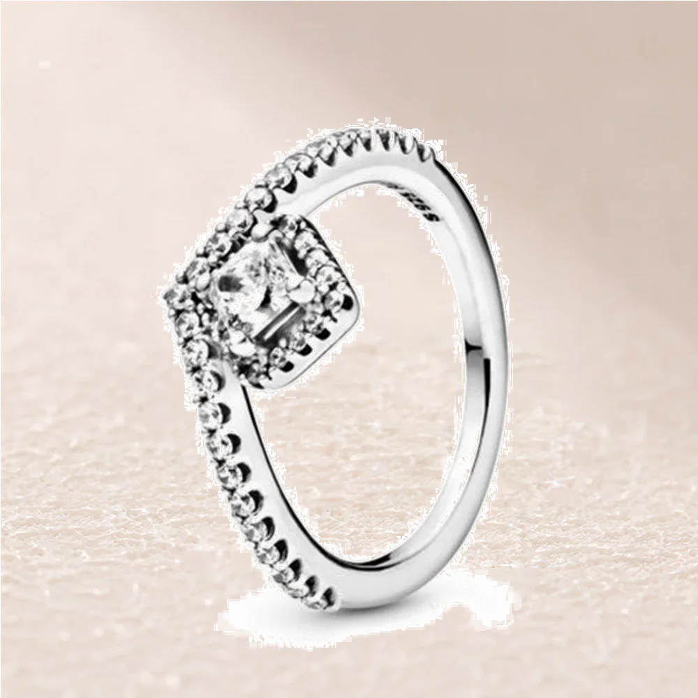 

198420C01 Geometric Ring