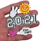 Оригинальные забавные цифровые украшения из ПВХ в форме сердцафекалий для обуви Jibz для крокса, подвески, браслеты, детские подарки