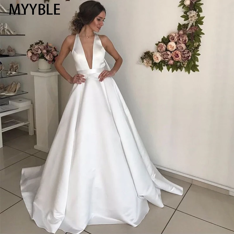 Сексуальное свадебное платье с глубоким v образным вырезом Белое Атласное цвета