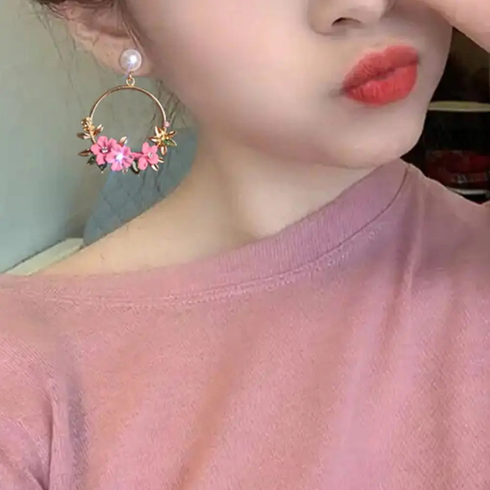 Серьги в Корейском стиле с цветами для женщин милые серьги из мягкой керамики и