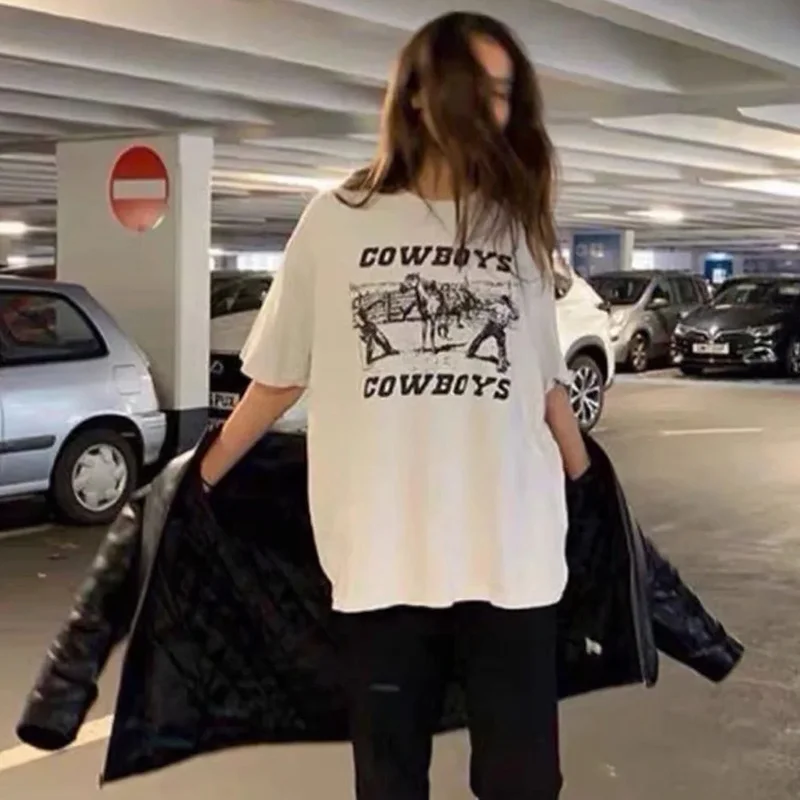 

Повседневная белая рубашка