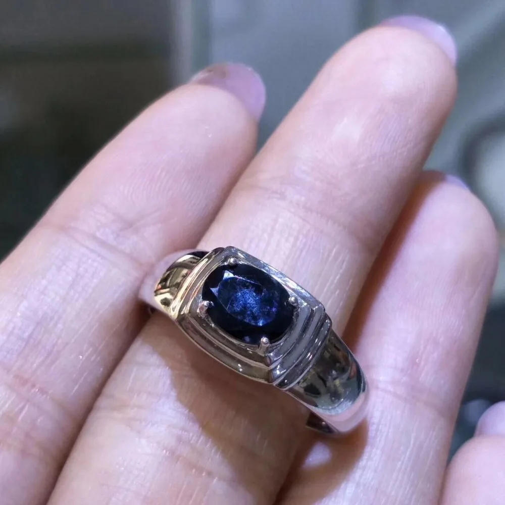 Кольцо с сапфиром круглой огранки синий драгоценный камень серебро месяца