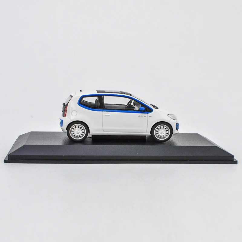 Оригинальная оригинальная импортная модель из сплава 1:43 коллекционный подарок