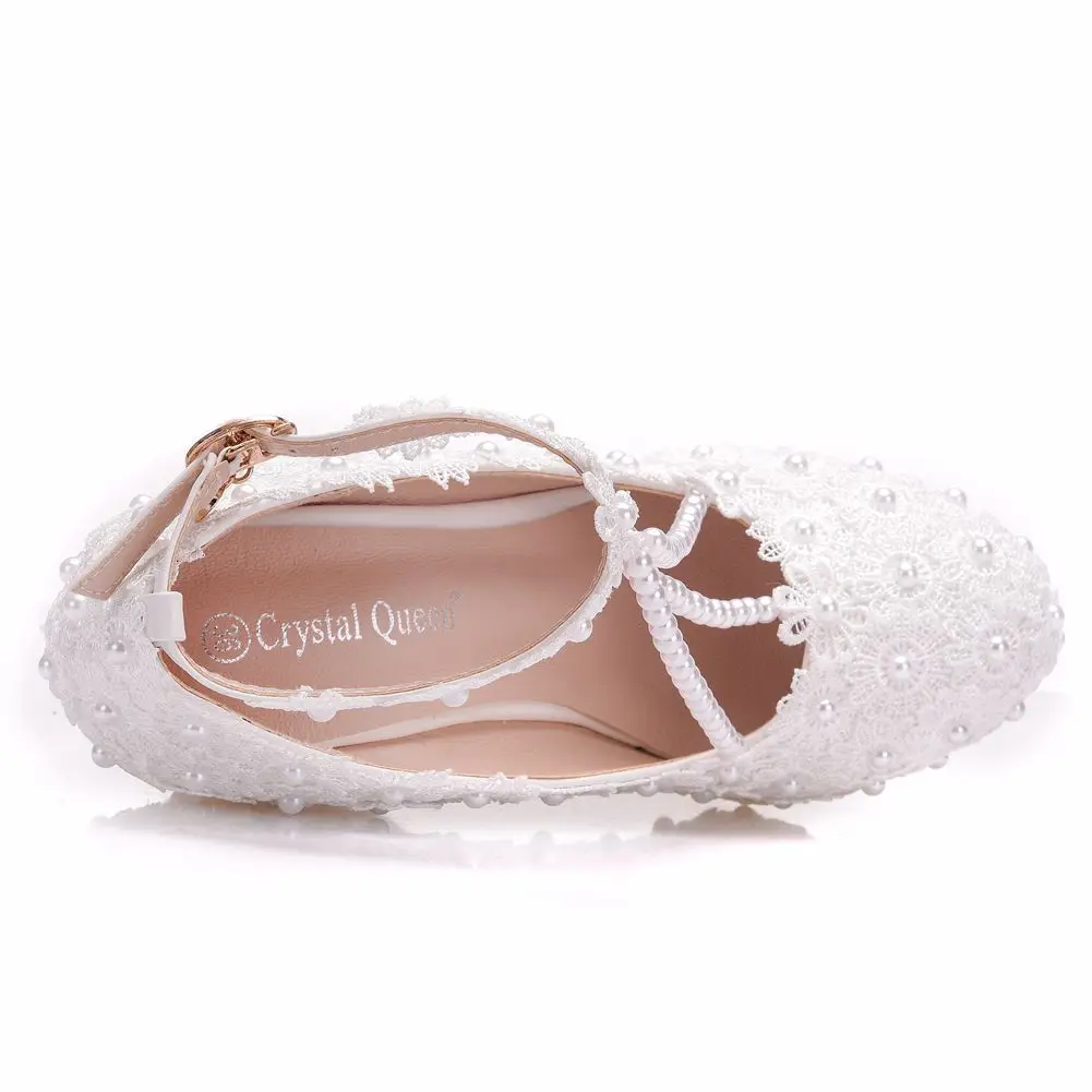 Женские туфли-лодочки на платформе украшенные кристаллами и жемчугом | Обувь