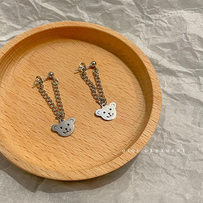 

ZDMXJL 2021 New Fashion Women's Earrings Fine Sweet Cute Little Bear Earrings For Women Party Girl Jewelry Gifts Drop-shipping