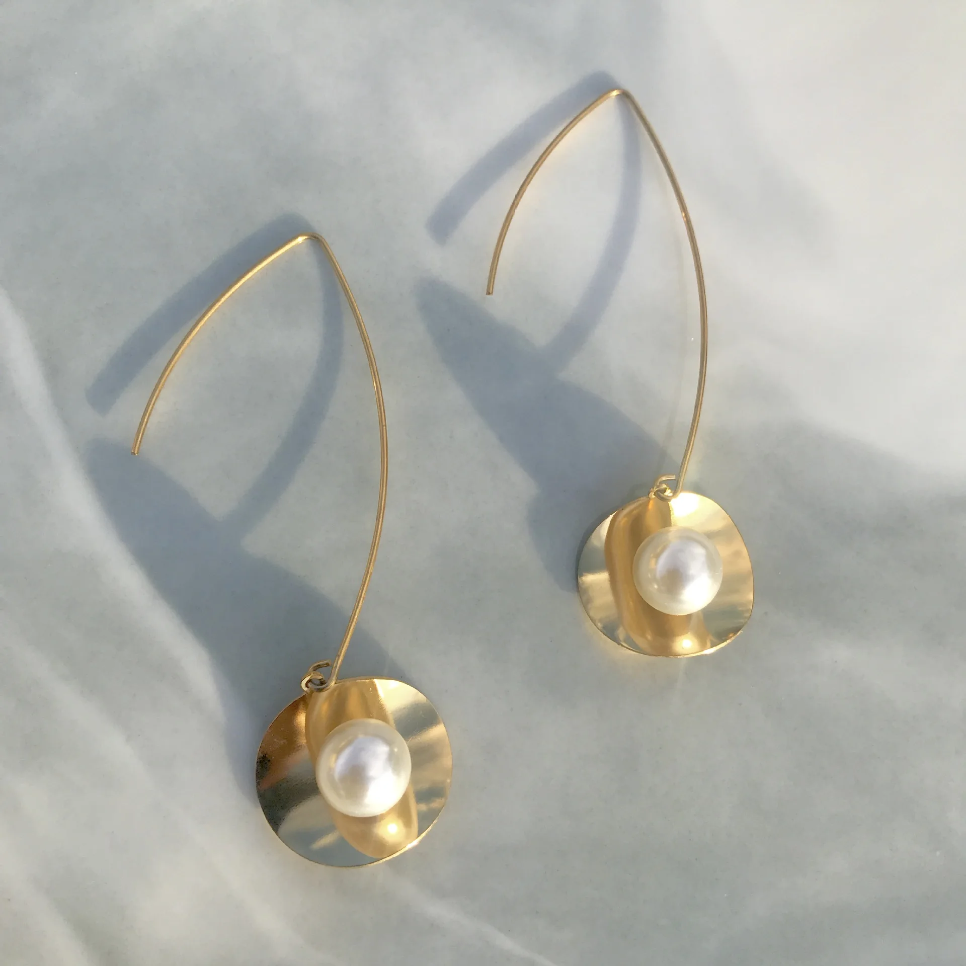 

Fashion Stainless Steel Long Geometric Round Shell Pearl Drop Earrings Gold Color Women Female Party Wedding Xmas Gift
