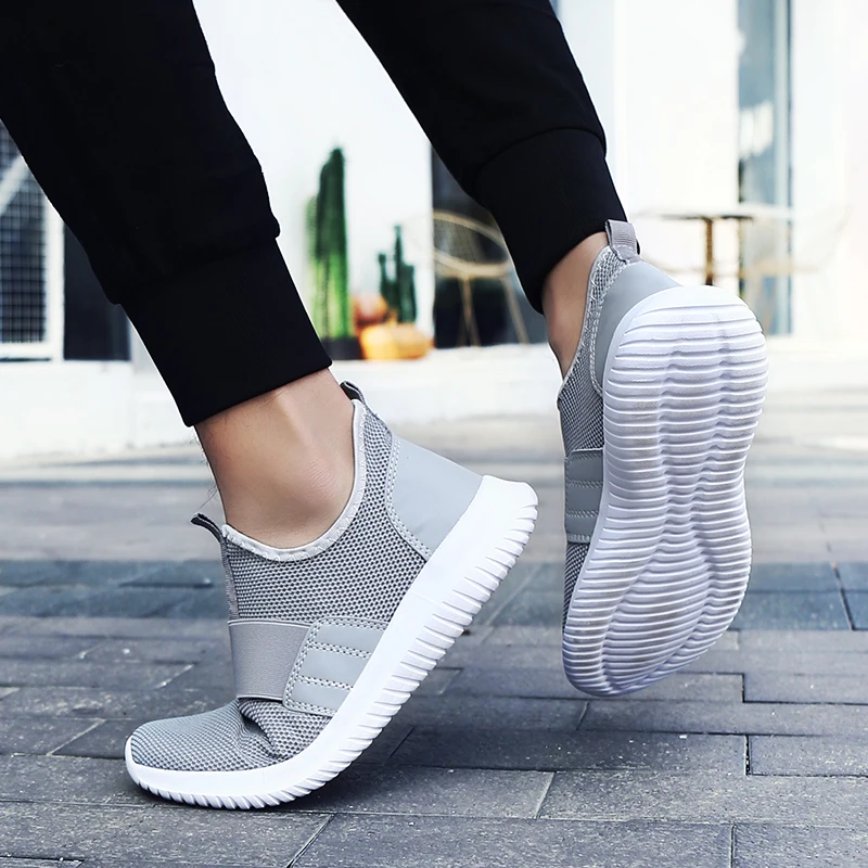 Мужские кроссовки уличная спортивная обувь Ультралегкая дышащая Спортивная для