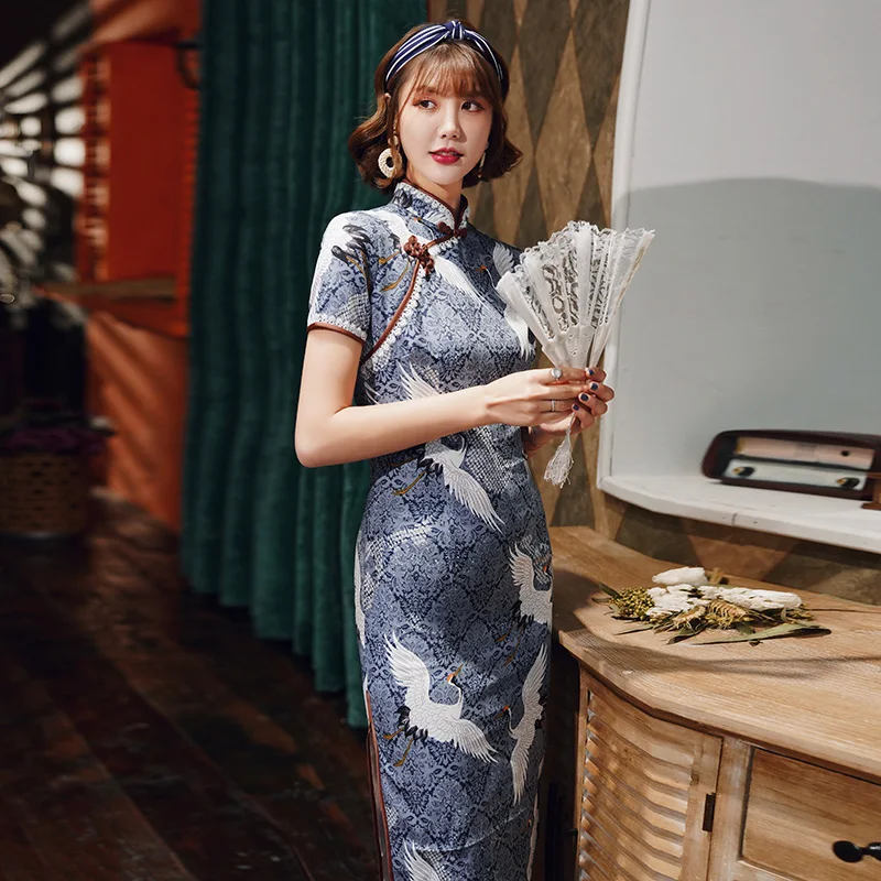 

Flying Crane S-Plus 3XL Chinese Women Lace Qipao Sexy Spilt Cheongsam Mandarin Collar Novelty Chinese Dress Elegant