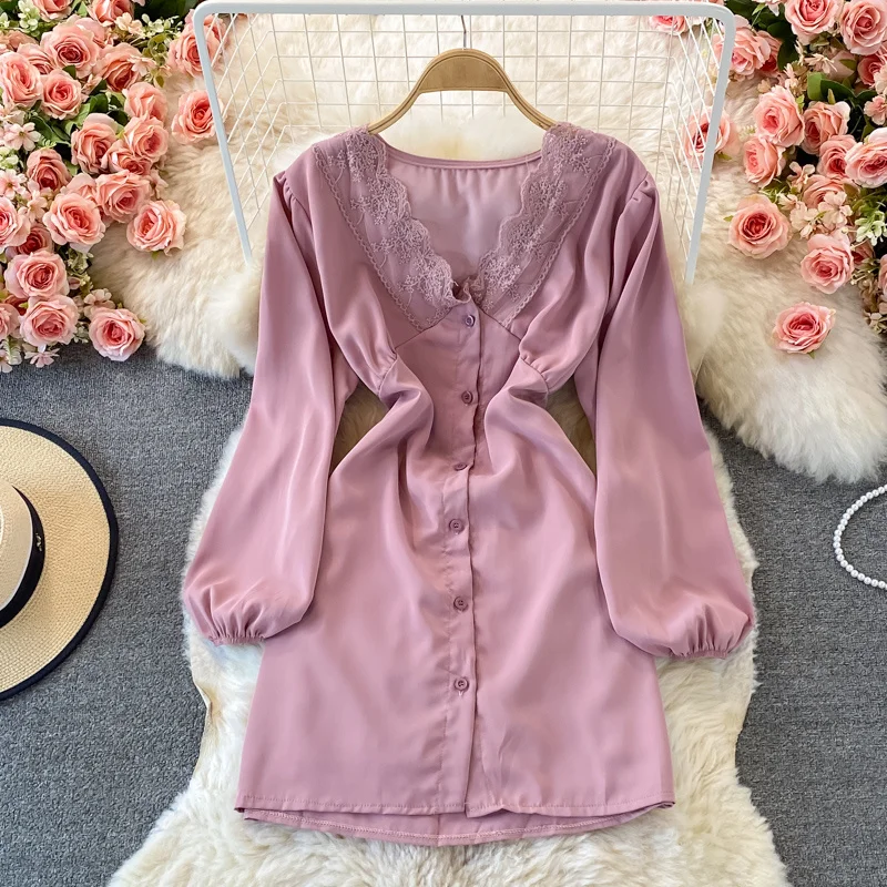 

Французское Кружевное белое фиолетовое платье с V-образным вырезом, осень 2021, новое корейское облегающее короткое платье с высокой талией