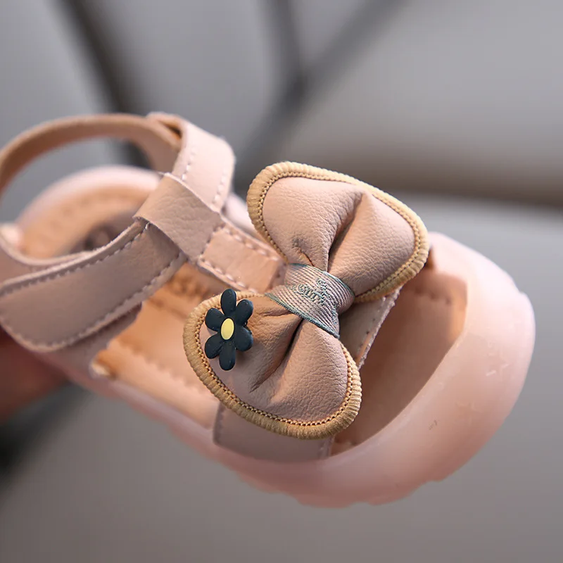 Сандалии для маленьких принцесс летняя обувь девочек с мягкой подошвой