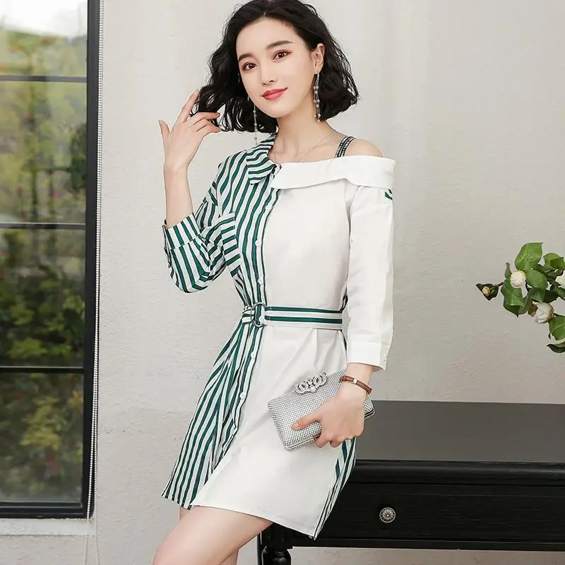 Женское платье-футболка в клетку с круглым вырезом и поясом | Женская одежда