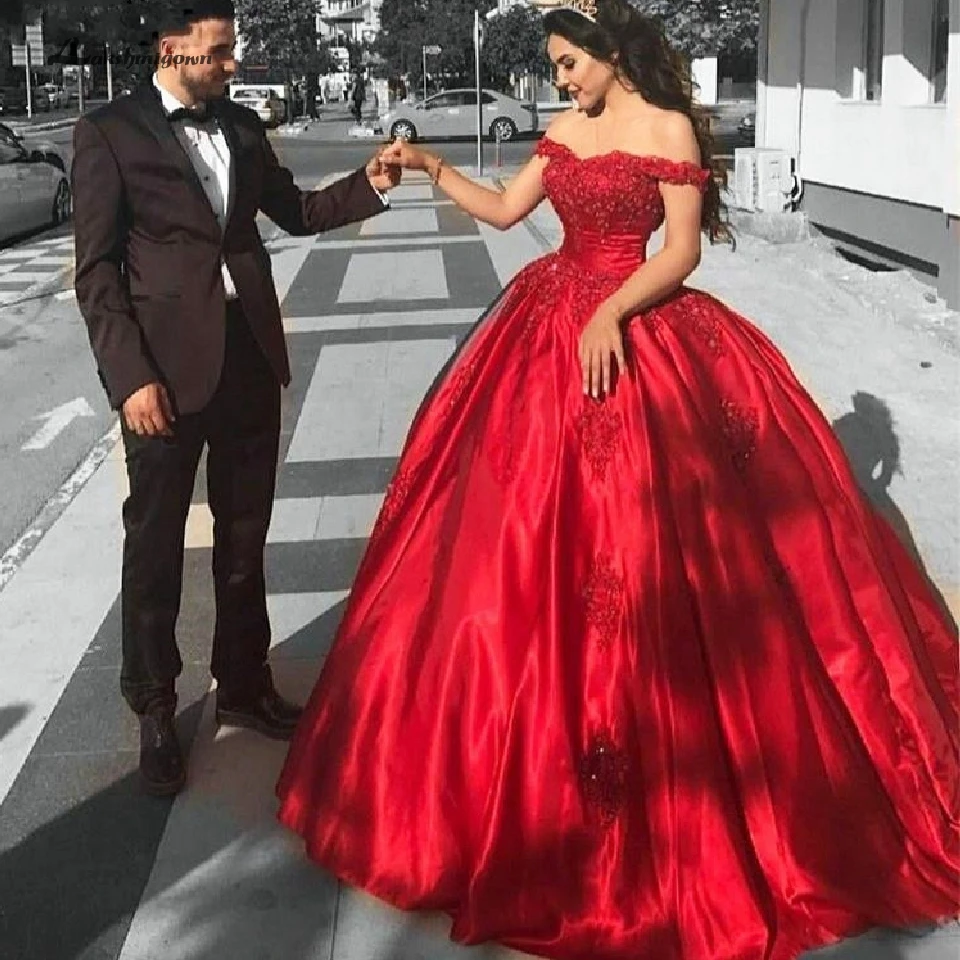 Женское атласное свадебное платье lakshmidress роскошное красное с открытыми плечами
